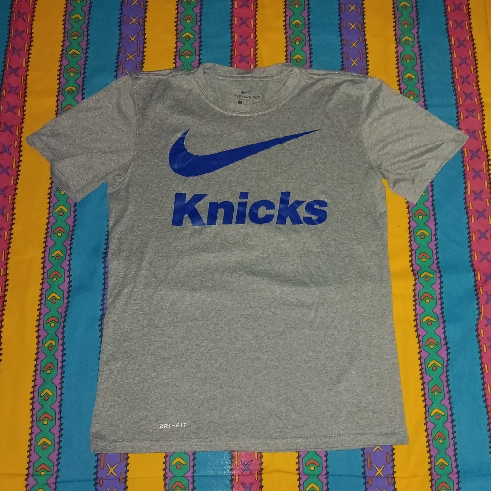 Nike New York Knicks Dri Fit Tee Jersey Shirt NBA Basketball